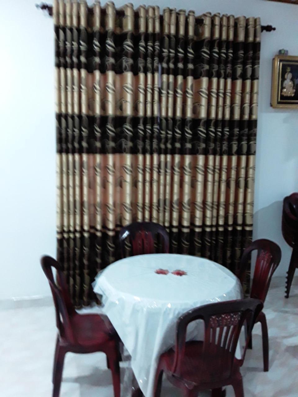 Mount View Family Rest & Cottage 하푸탈레 외부 사진