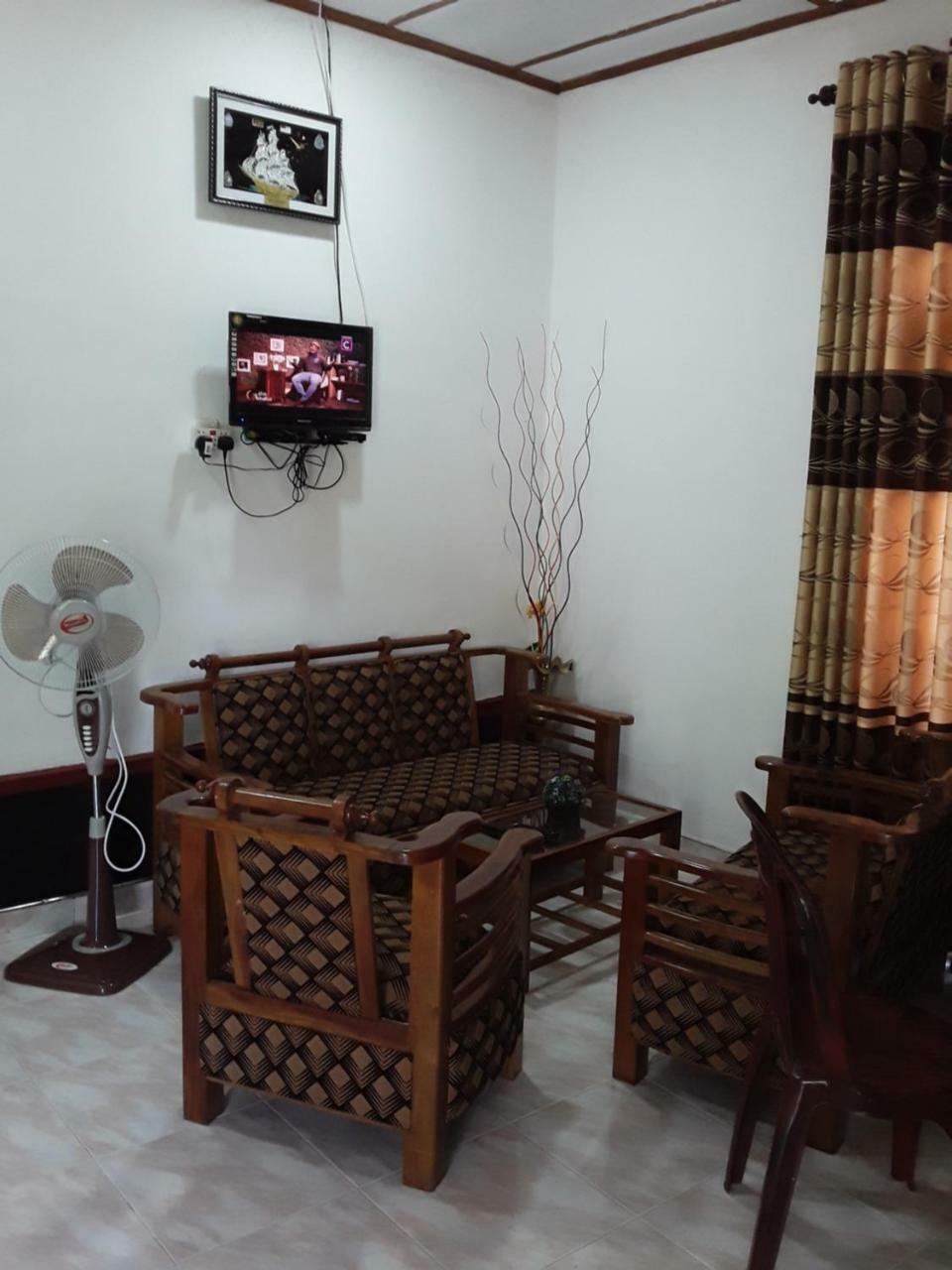 Mount View Family Rest & Cottage 하푸탈레 외부 사진