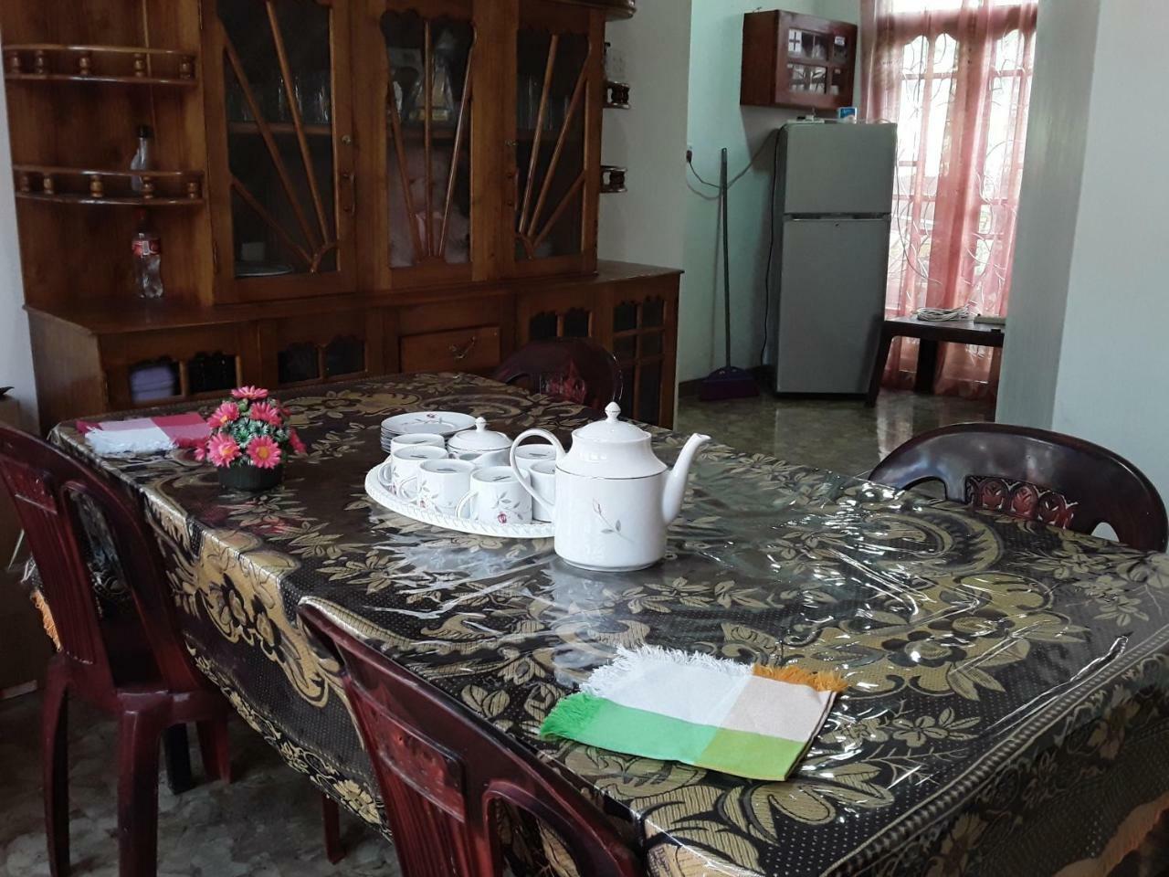Mount View Family Rest & Cottage 하푸탈레 외부 사진
